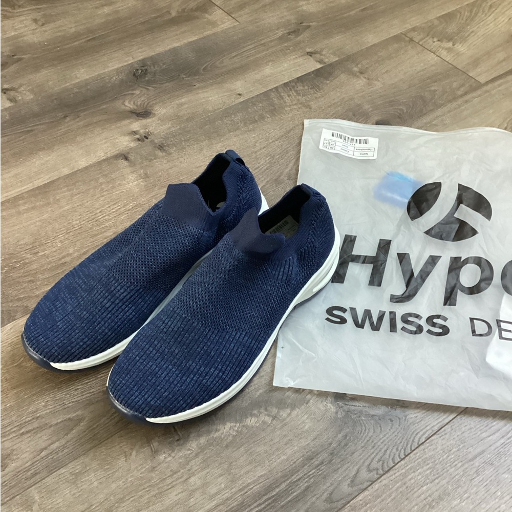 Hyper Swiss memory foam women’s size 8/8.5 sneakers NWT